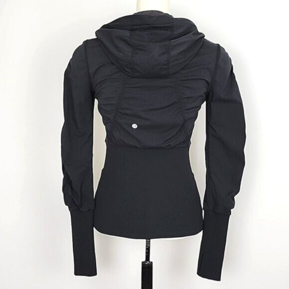 Lululemon Black Dance Studio Reversible Jacket Hooded Stretch Thumbholes Size 4 - Picture 4 of 15